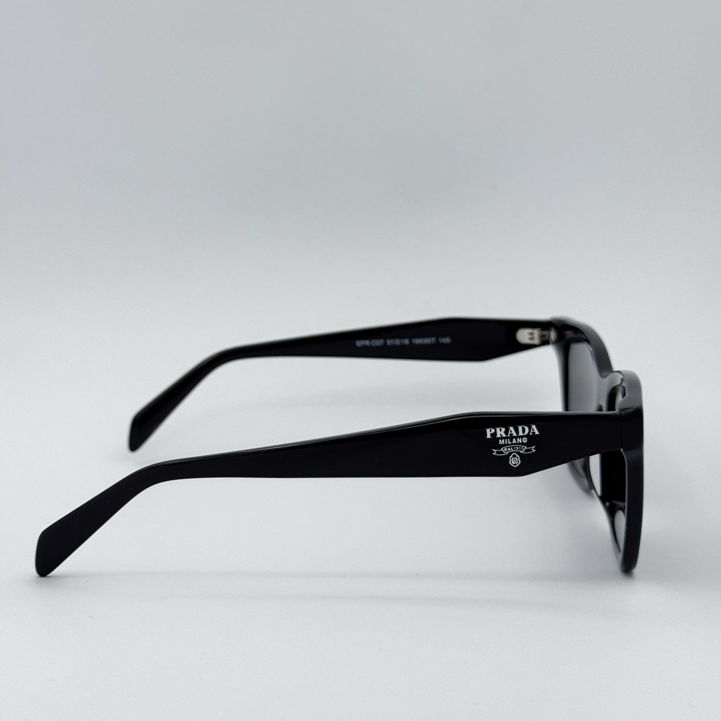 OA Prada C07