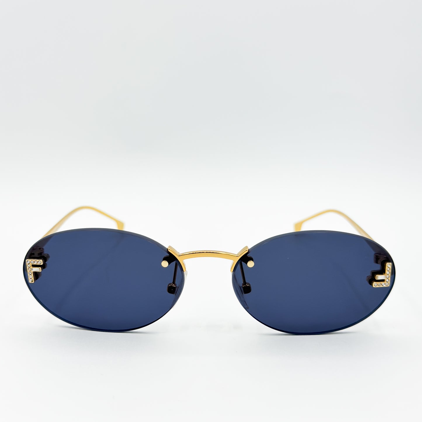 Fendi First Oval Rimleas