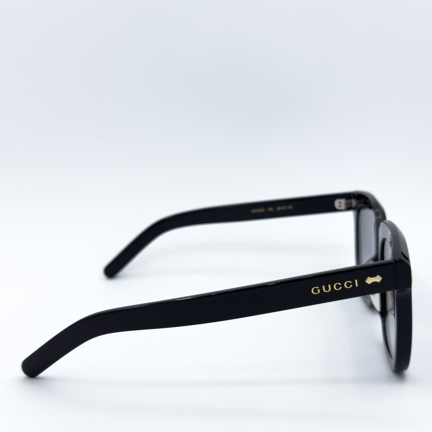 OA Gucci G1325