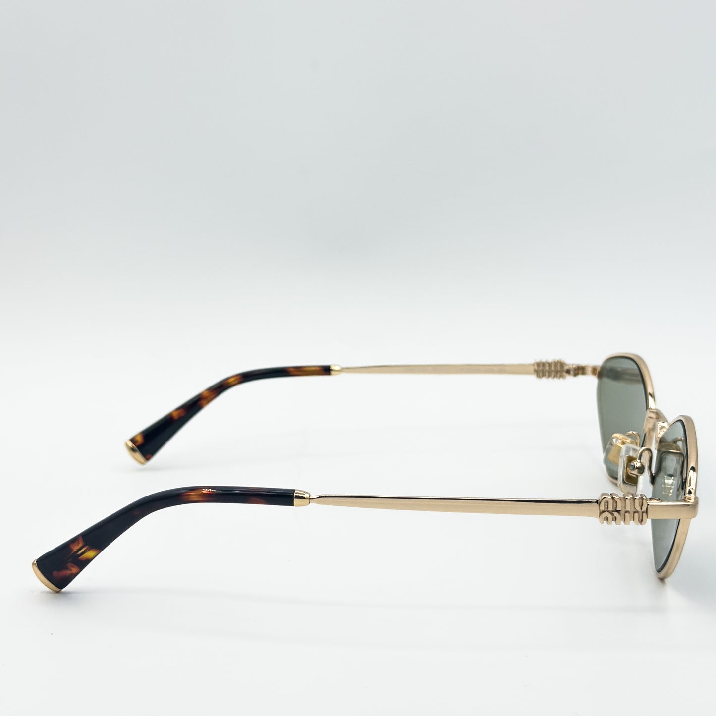 OA Miu Miu Logo smu56z