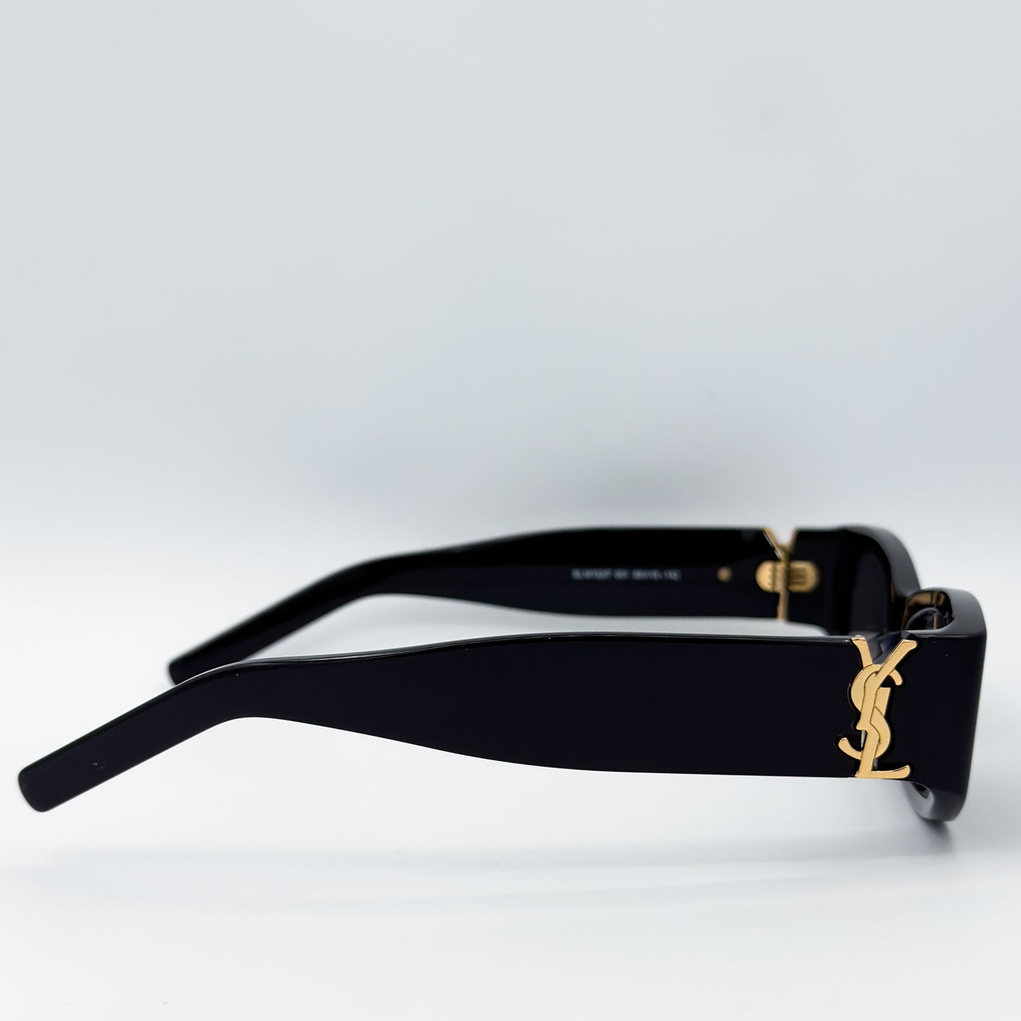 OA YSL Saint Laurent SL M152s