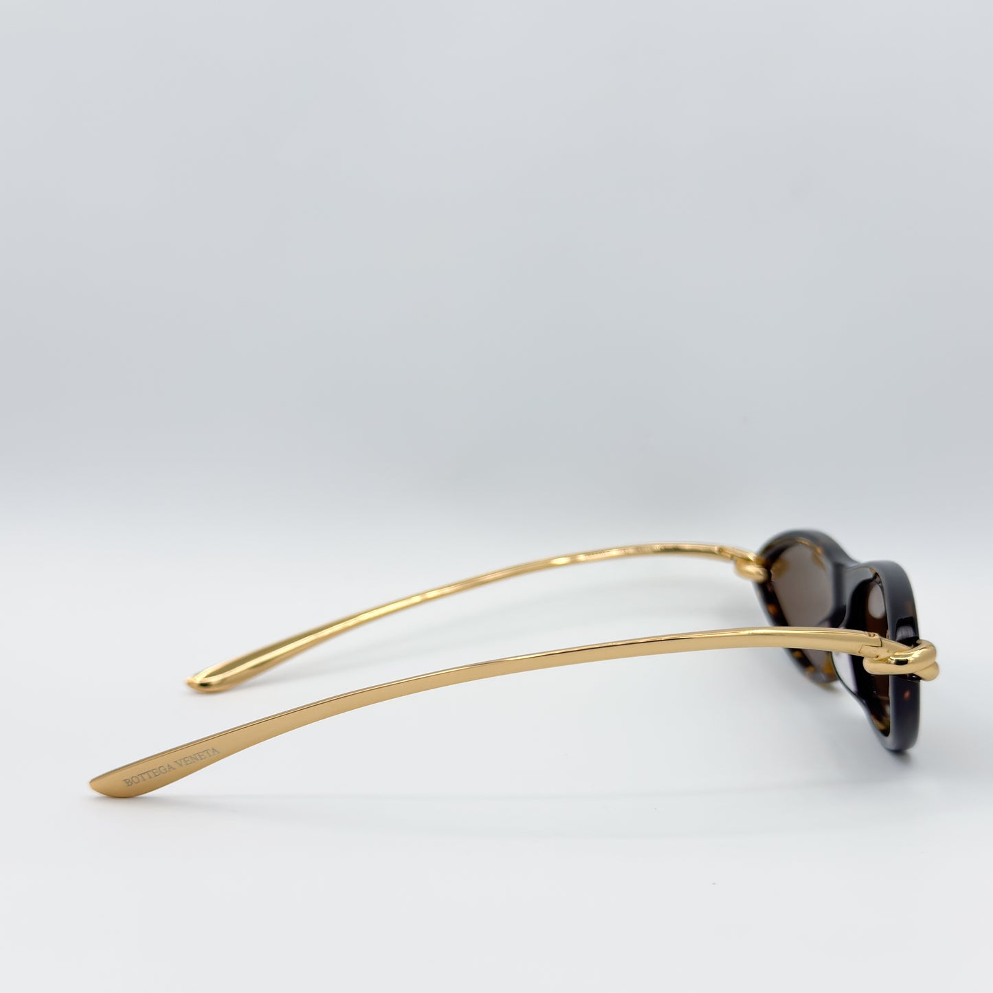 OA Bottega Veneta Knot Cat Eye