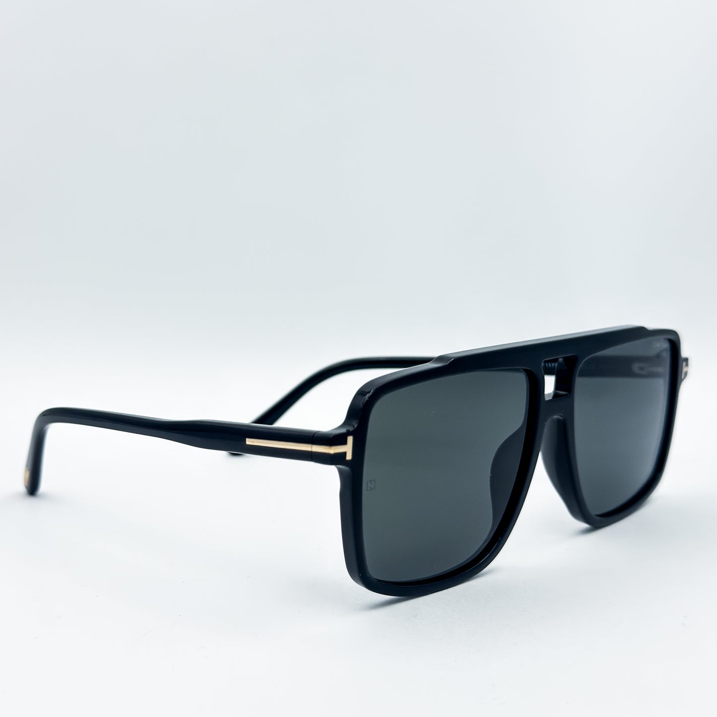OA Tomford Kemp