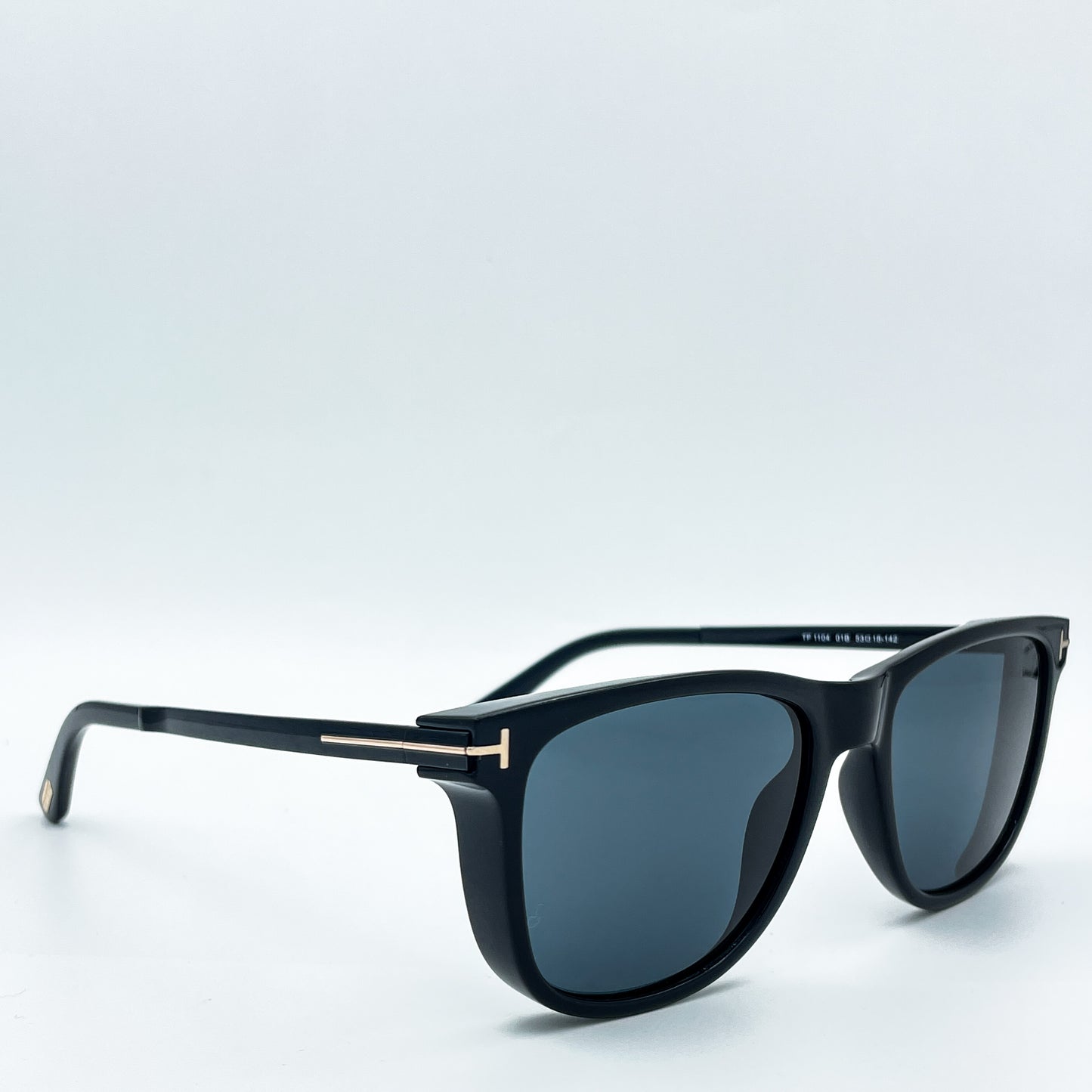 Tomford Sinatra