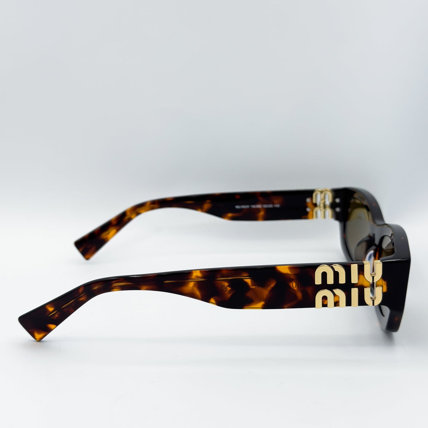 OA Miu Miu Glimpse 04v
