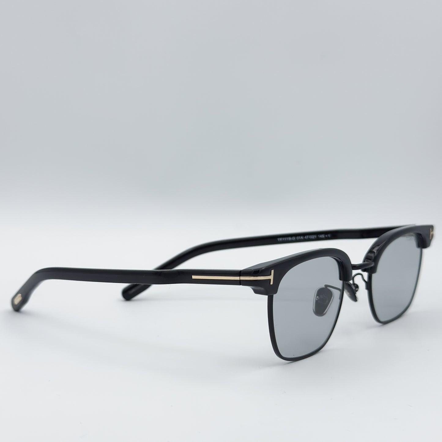 OA Tomford TF1120