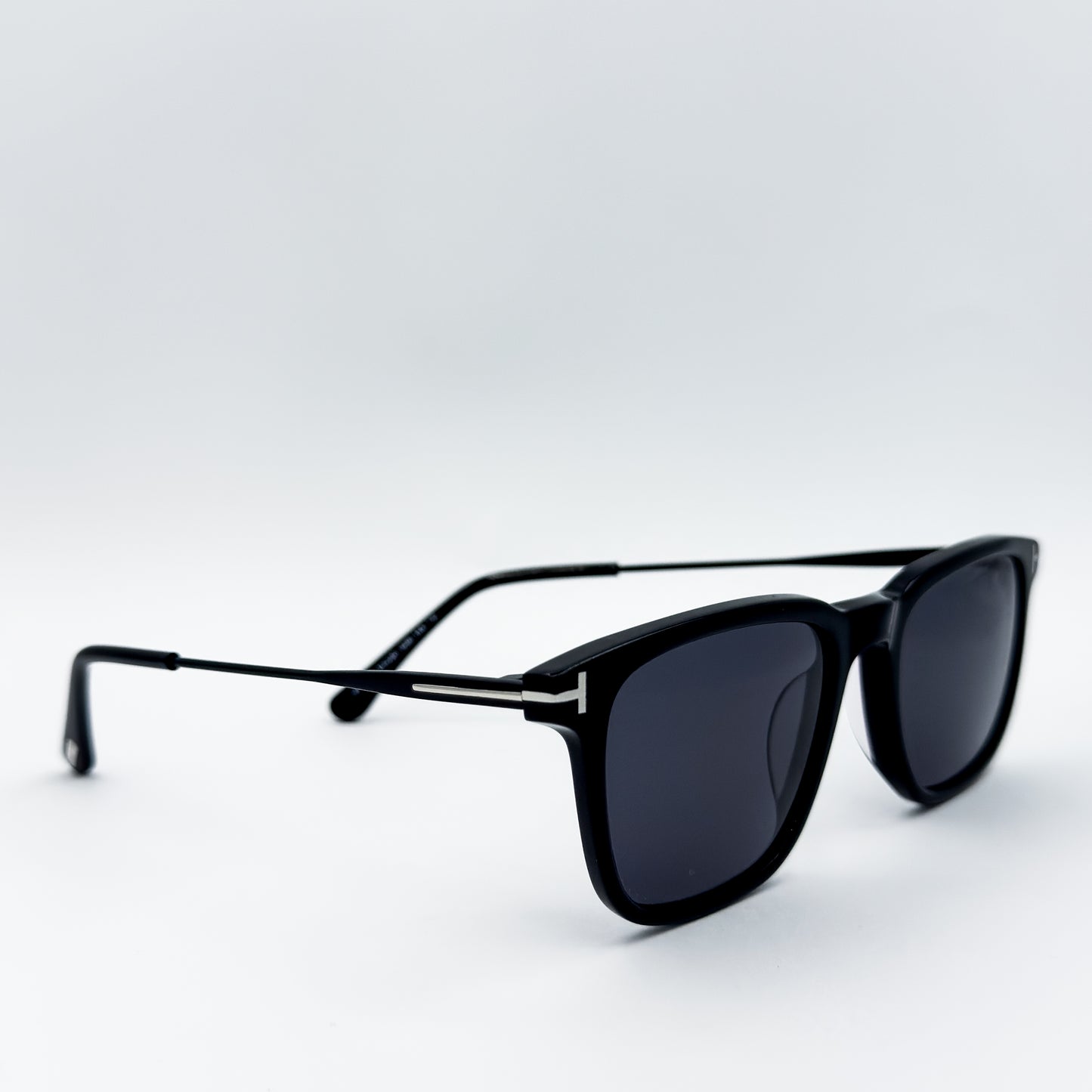 OA Tomford Arnauld