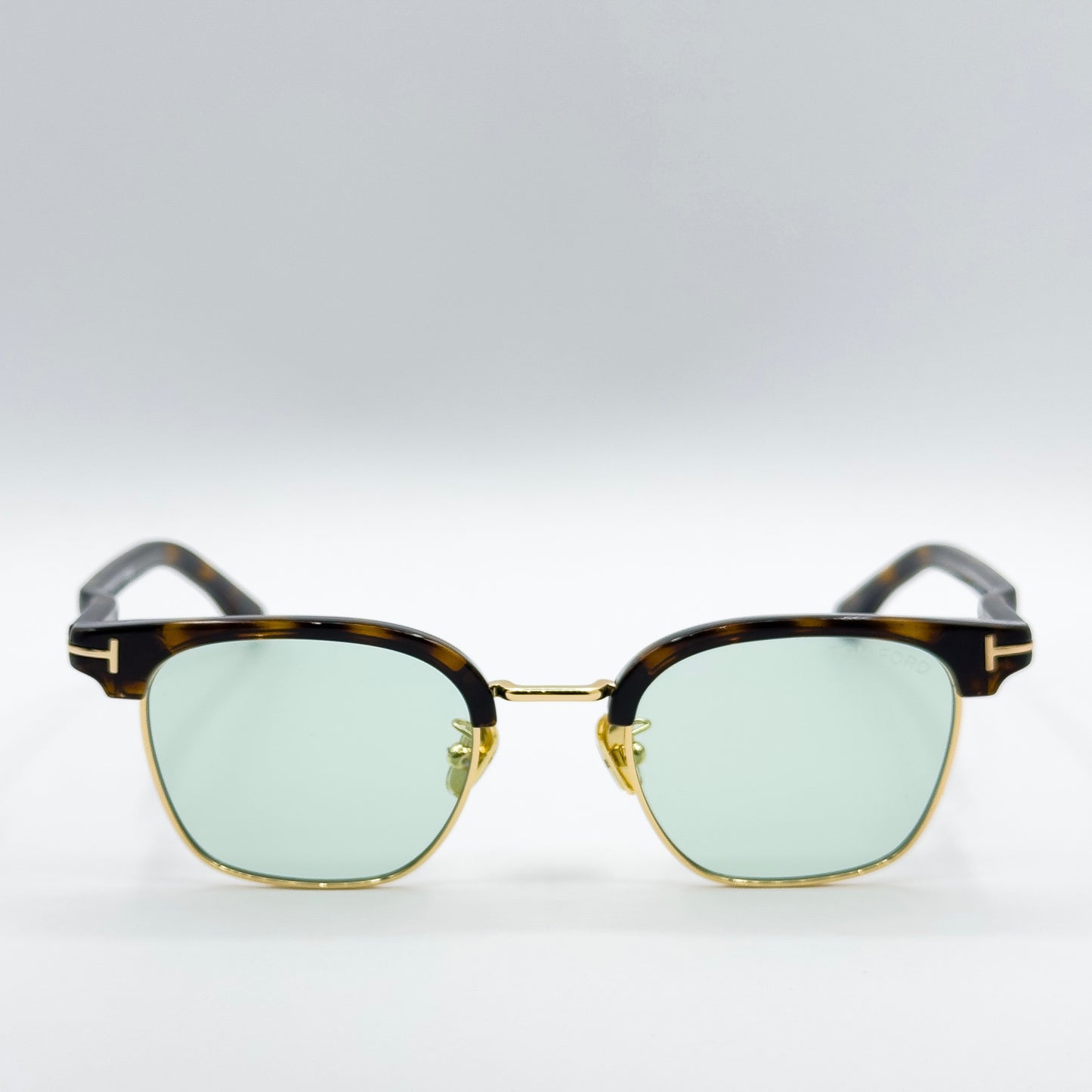 OA Tomford TF1120