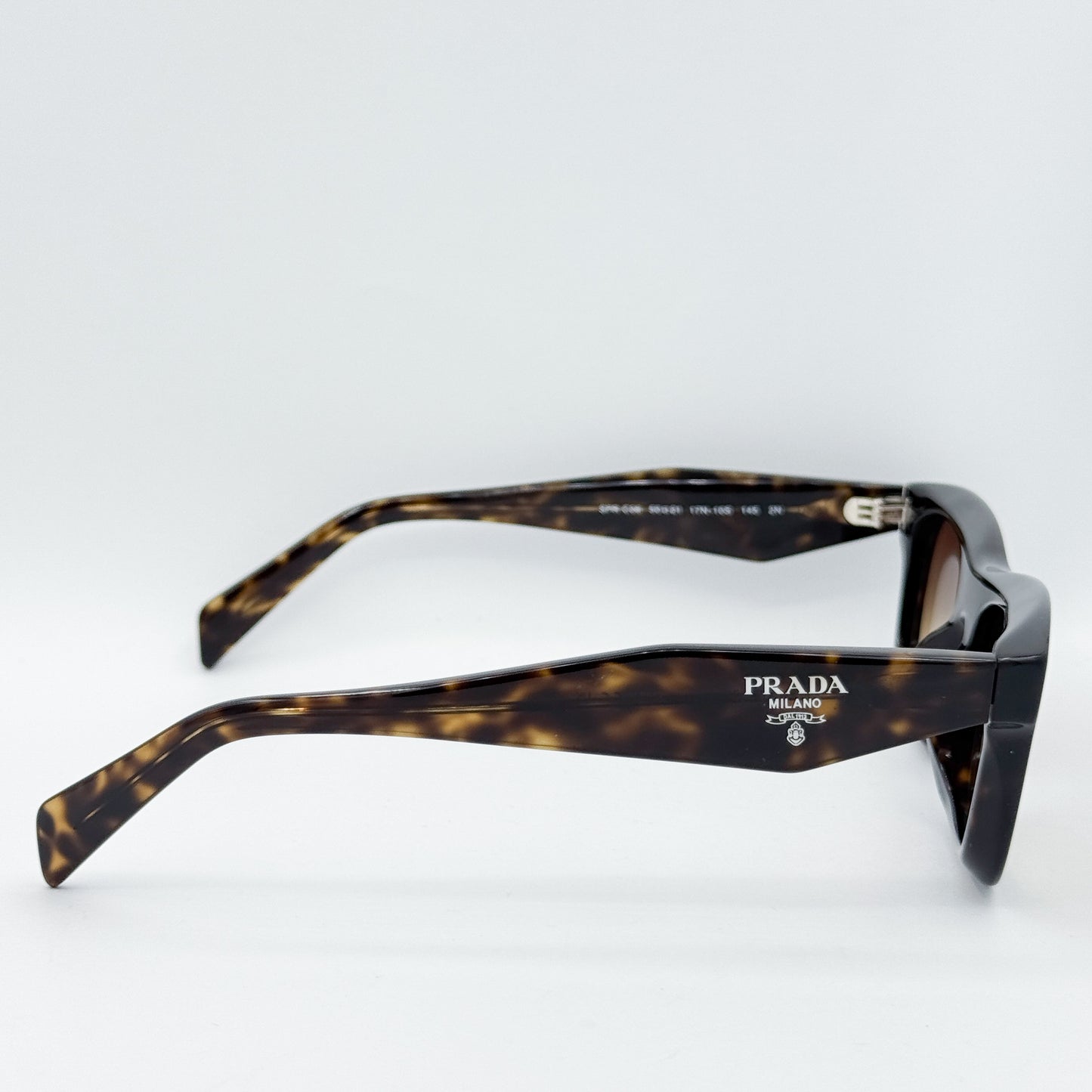 OA Prada SPR c06