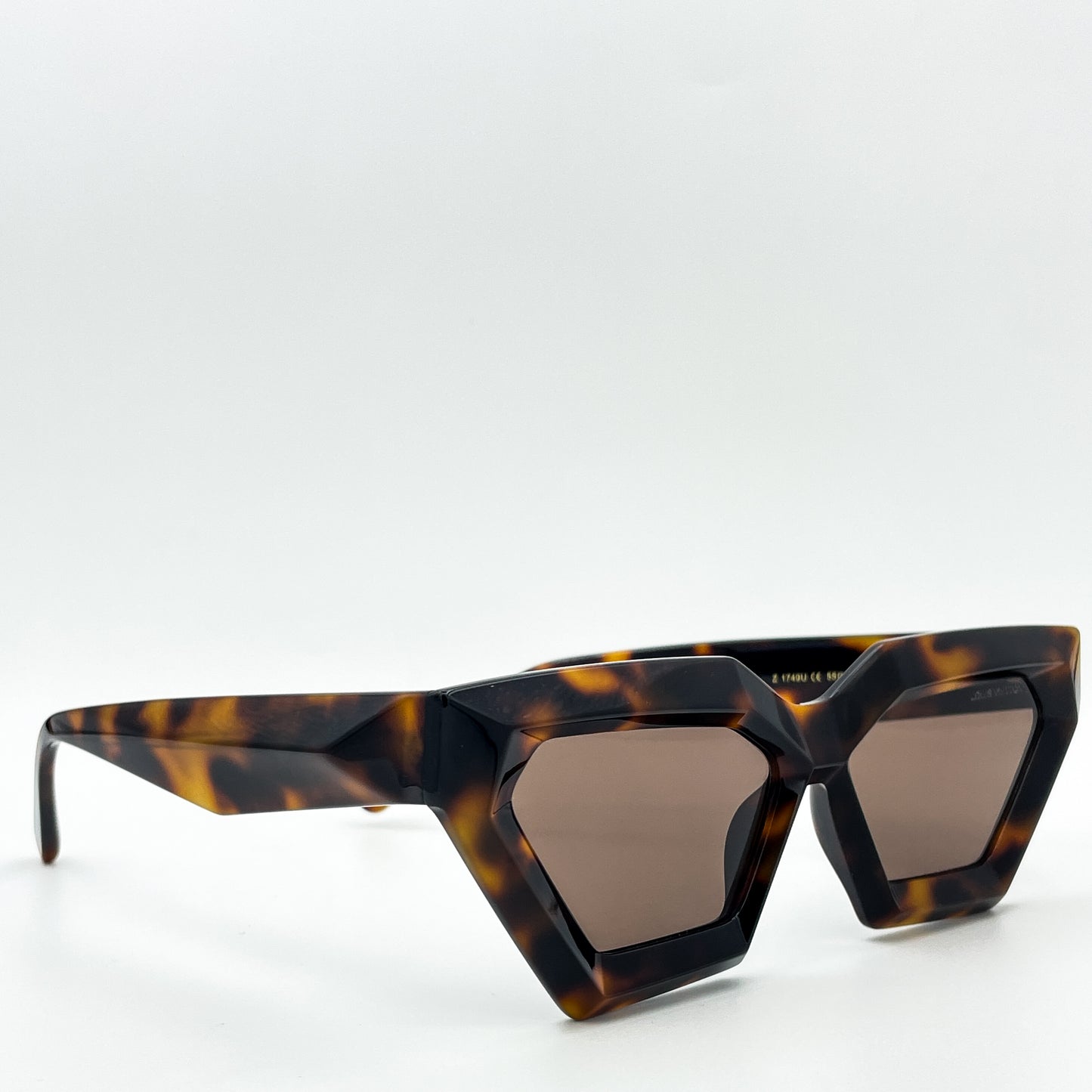 Louis Vuitton The LV Cut Sunglasses