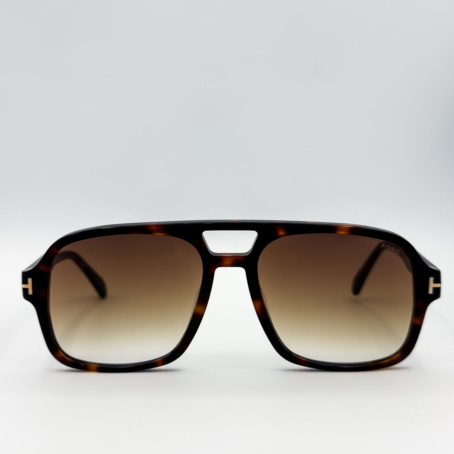 OA Tomford Falconer 02