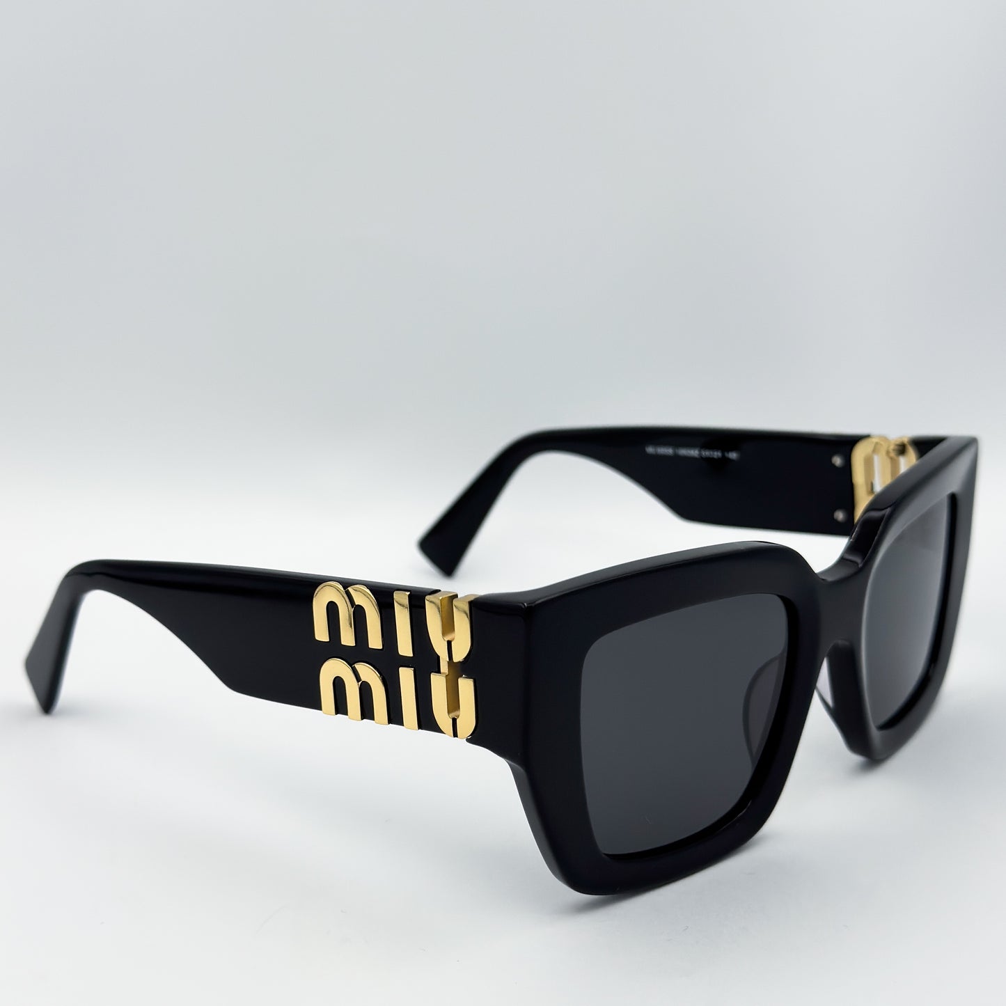 OA Miu Miu Glimpse B05s